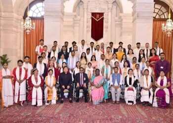 Tripura Artisans Create Rashtrapati Bhavan Invites