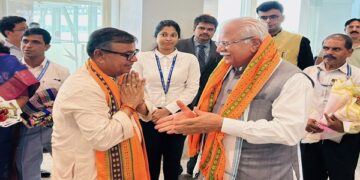 Khattar Reviews Power Projects, Meets SVANidhi Beneficiaries (62)