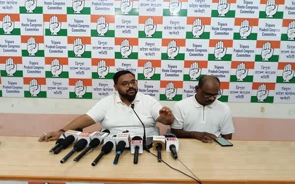 Congress Targets Govt Over Jobs and Education