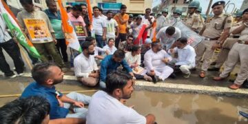 2. Youth Congress march on NEET corruption erupts in chaos near CM residence