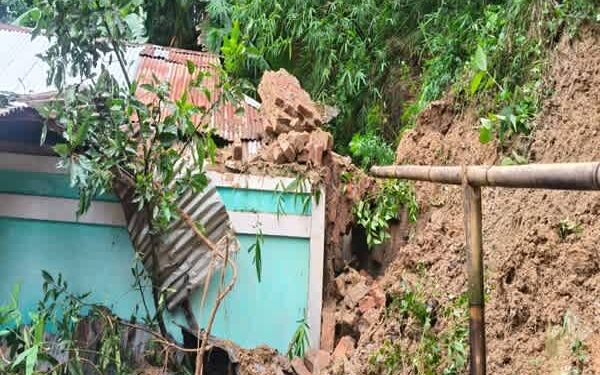 Electric tower wall collapses on house in North Tripura
