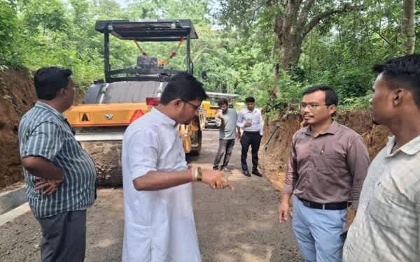 Kalyanpur road project gets MLA Pinaki’s review