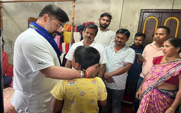 Sushanta Chowdhury Reaches Out to Families in Distress