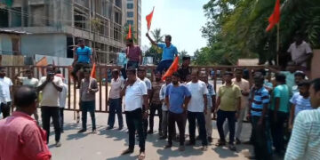 Violence erupts between rival groups at Nagerjala stand