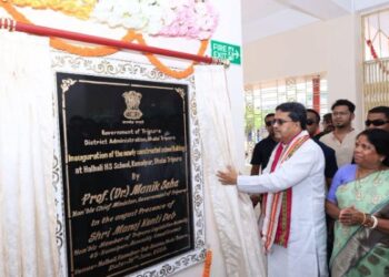 CM inaugurates 15 projects in Dhalai