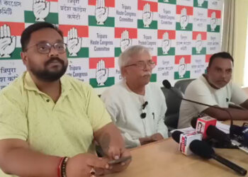 Youth Congress attacks PM over praise for Pradhan