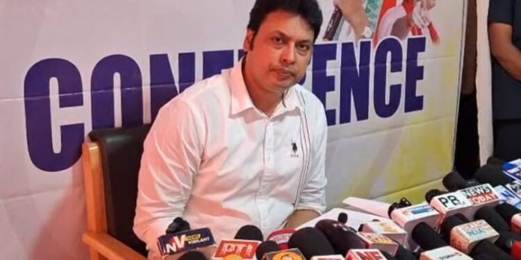 Biplab Deb Flags Poor National Highway Conditions, Questions NHIDCL’s Performance; Assures Early Repair