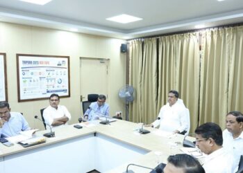 CM Reviews Power Supply, Smart City and Road Projects
