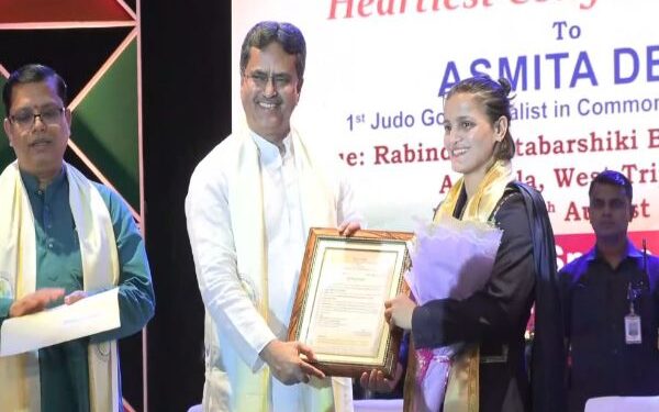 CM Manik Saha Felicitates Commonwealth Judo Gold Medallist Asmita Dey