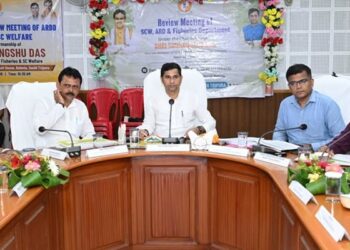 Sudhangshu Das Reviews Welfare Delivery in South Tripura
