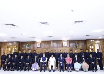 Governor Calls for Transparent, People-Centric Administration