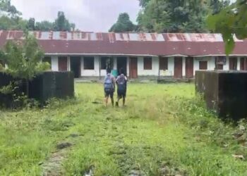 Locals flag alleged teacher absenteeism, water shortage at Tripura school