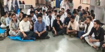 Resident doctors protest at GB Pant Hospital, seek stronger security
