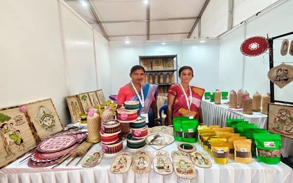 Two Tripura SHG women showcase local crafts at Karnataka Saras Fair