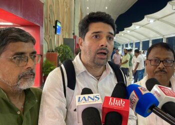 AICC observer Deepak Mishra accuses EC of favouring BJP, backs ‘Vote Bachao, Desh Bachao’ campaign