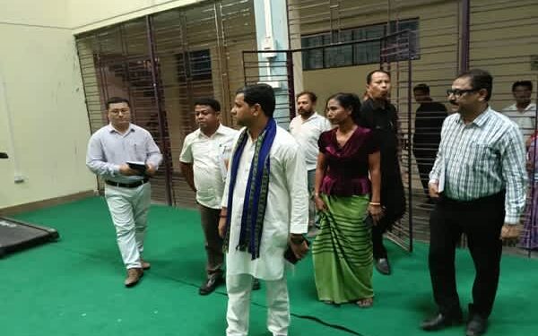 Tripura minister flags water, food concerns during surprise SC hostel inspection